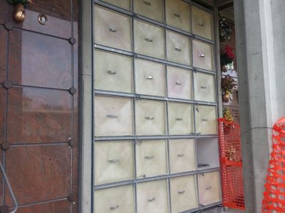 Torino - Loculi in Vetroresina Frontali